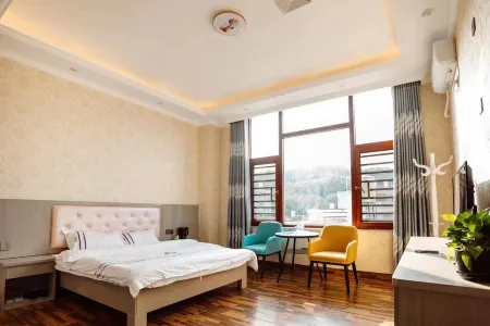 Yunxi Laosan Apartment Отели рядом с достопримечательностью «Triton Bay»