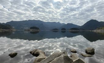 Huxi Yunzhan Homestay (Qingyuan Taohua Lake Branch)