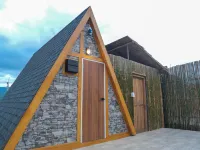 RoomQuest Kid Tung Khao Hotels near WILD CALLING Farm Park