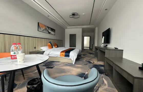 丁青布迦雪山賓館