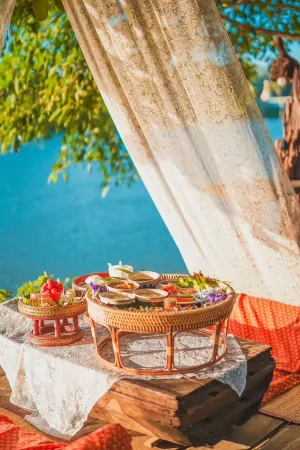 The Antique Riverside Resort