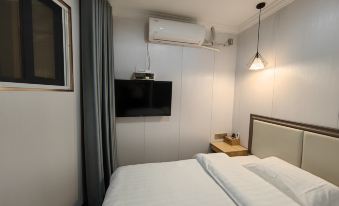 Corner Inn (Shanghai Xinzhuang Subway Station)