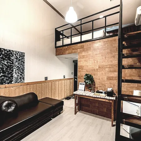 Hotel Hue Loft