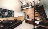 Hotel Hue Loft