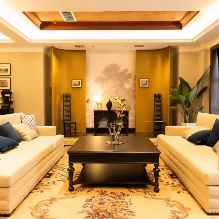 Sun City Huiyue Hotel