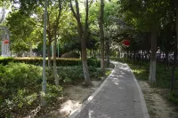 艾尚王朝ホテル（商丘高速鉄道駅市役所） - 駐車場