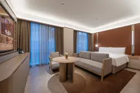 Taizhou The Mixc Finance Center Crystal Orange Hotel