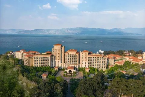 Hilton Yuxi Fuxian Lake