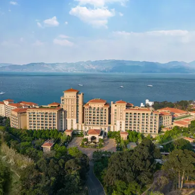 Hilton Yuxi Fuxian Lake Hotels near Dolphin Bay Hot Springs