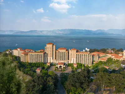 Hilton Yuxi Fuxian Lake Hotels near Kuancheng Square