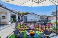Designer living in a beautiful villa with light intelligence Hotels near Yuhe Square