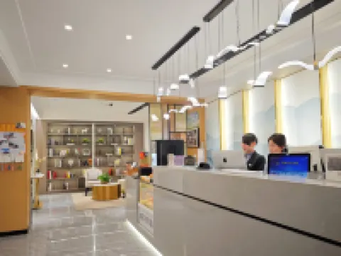 TUKELIGHTHOTEL Hotels in Suide