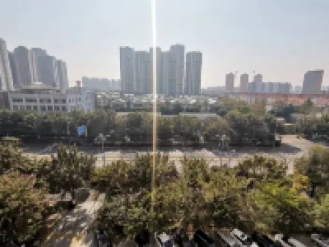 Jingtone Hotel (Laibin City Square Wal-Mart Binjiangyuan) Hotels in Laibin
