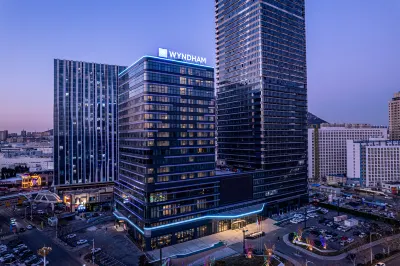 Wyndham Dalian Jinpu Hotel dekat Dalian Development Area TV University