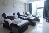 Rongyu International Hotel (Jishhou Municipal Government Ganzhou Ancient City Branch) - سبا
