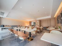 Licheng Hotel (Xihua University Branch, Chengdu Honggao Road Subway Station) Hotels near Pidu District