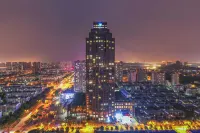 Wyndham Grand Plaza Royale Changsheng Jiangyin Hotel dekat Hongqiao New World