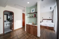 Hato Saigon Boutique Hotel & Rooftop Hotels near Thu Thiem Parish