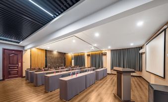 BORRMAN Hotel(Jinan Jingshi Road Yanshan Overpass Store)