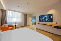 WANYI HOTEL Hotels in Vicinity of Baiyun Changshan Pedestrian Street/Baiyun Park