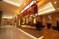 James Joyce Coffetel (Xi'an Xianyang International Airport Airport New Town Subway Station)