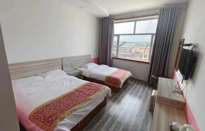 Jade Dragon Hotel (Zhenhua West Street Branch)