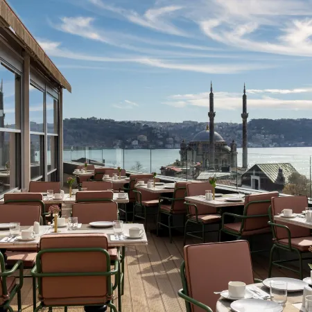 Crowne Plaza ISTANBUL - ORTAKOY BOSPHORUS by IHG