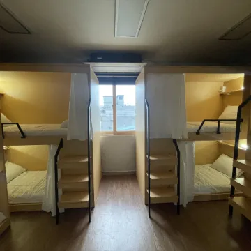 K Wave Guesthouse Only Female in Hongdae 1 Отели рядом с достопримечательностью «Парк Кубка Мира»