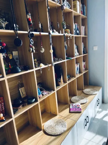 LinzhiJu Youth Hostel