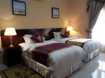 The Royal Garden Hotel Hotel a 