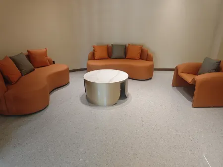 Dechuang Aerospace Hotel Отели в г. Эдзин-Ци