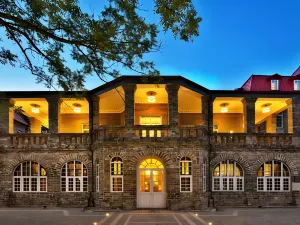 The Yihe Yangtze Hotel