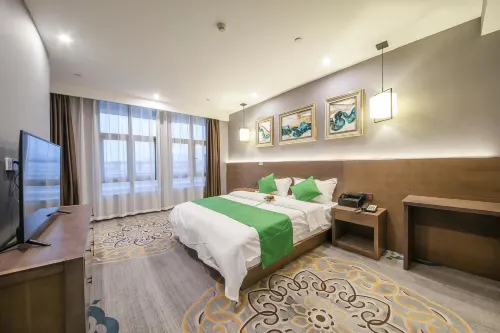 Shell Hotel(east high speed railway station&Zhengdong Business Center store)