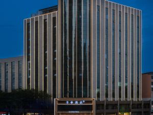 All Seasons Lvliang Lishi Central Park Hotel