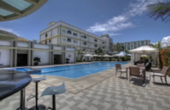 ホテル セントロ プエルトプリンセサ パラワン