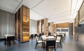 Lily One Court Hotel(Foshan Zu Temple Creative Industrial Park Store )