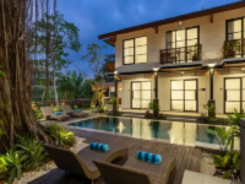 Paripadi Studio Canggu Hotels near Umalas