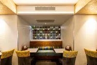 Metro Hotel Perth Hotels in Como