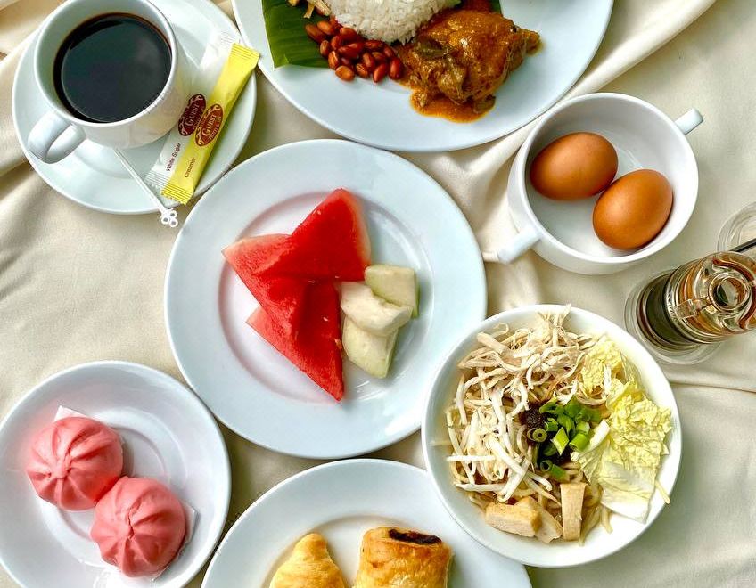 4. 더 게스트 호텔..