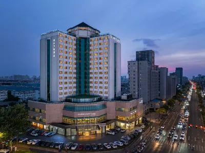 Courtyard by Marriott Yangzhou Hotels in Yangzhou