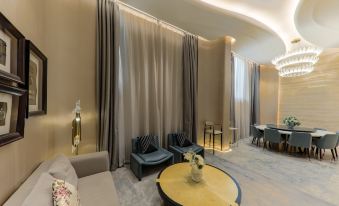 Weili Royal Apartment 썸네일