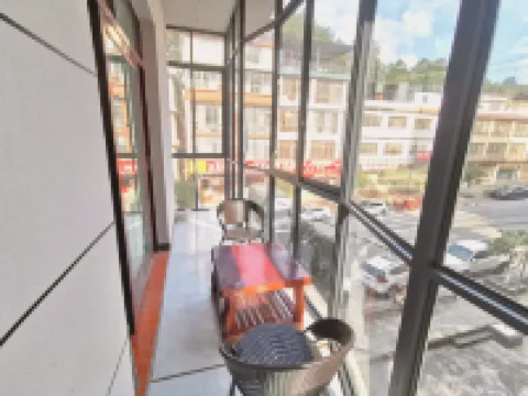 Yijia Hostel