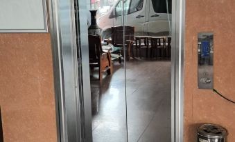 dongxing tianli business hotel