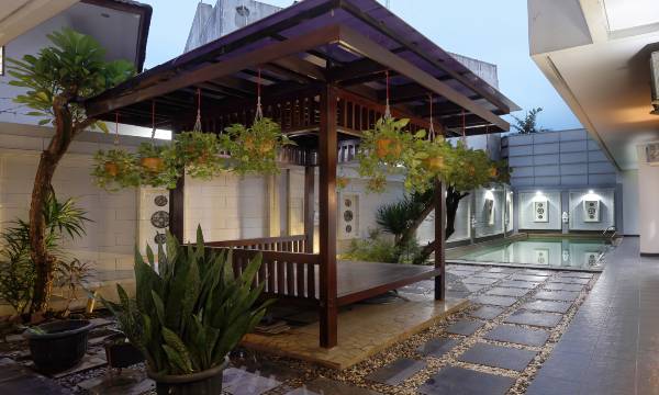 Jambuluwuk Mansion Pakubuwono