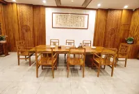 良棲雲舎ビジネスホテル（西双版納モウ臘南臘河）