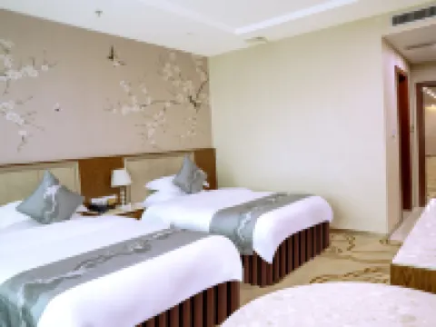 Zhongnan Hotel Hotel berhampiran Wurong Ciji Palace