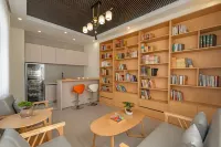 彌勒一曲桐瑤觀瀾飯店（紅河水鄉錦繡花街店）