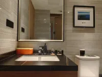 Atour Hotel Xiamen Jianye Road Metro Station Dongdu Ferry Terminal Hotel in zona Haida Ferry