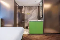 Platinum Crystal Hotel