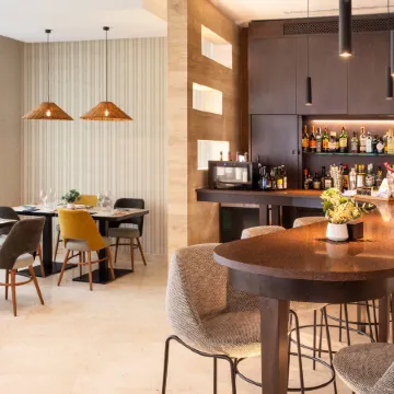 Hotel Catalonia El Retiro Отели рядом с достопримечательностью «Усера»